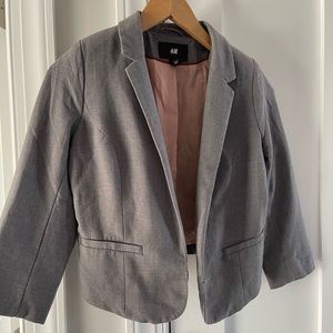 GRAY BLAZER